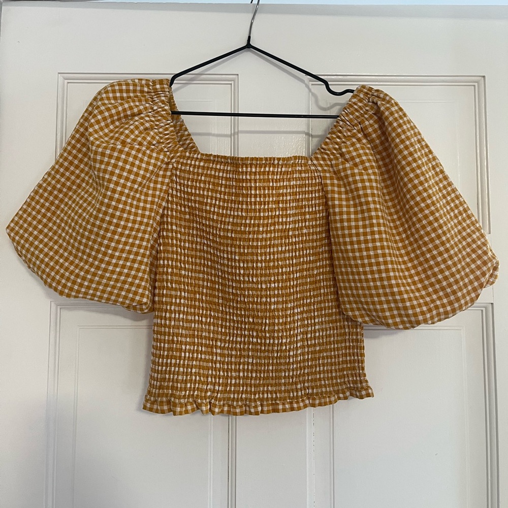 BB DAKOTA Sunshine Superwoman Smocked Crop Top (XS)